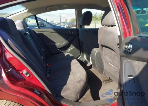 2010 Nissan Altima 2.5 S from USA, damaged, VIN 1N4AL2AP2AN416905